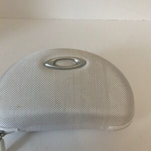 Oakley Radarlock Prizm Glasses Case - White - Zip Closure - Hard Shell